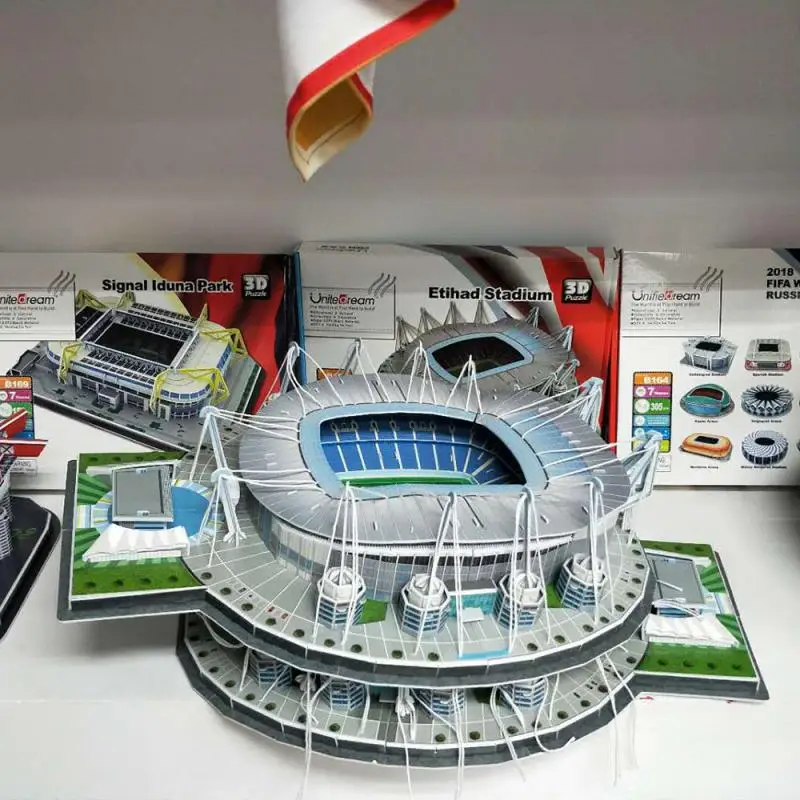 3D trimatės Dėlionės Garsaus Futbolo Srityje Futbolo Stadiono Statybos Vaikų Švietimo PASIDARYK pats Surinkimas Žaislai