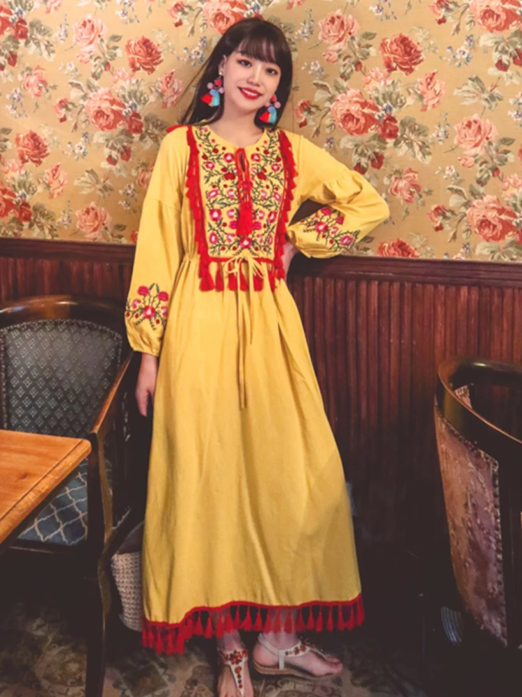 Vasarą nauju Moterų Suknelė Žibintų Rankovės Kutas Keliauti Atostogų Prarasti Suknelė Bohemijos Atostogų Siuvinėjimo Vintage Suknelė